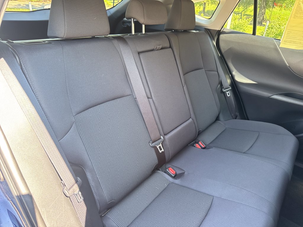 Used 2024 Toyota Venza LE AWD/4WD image 34