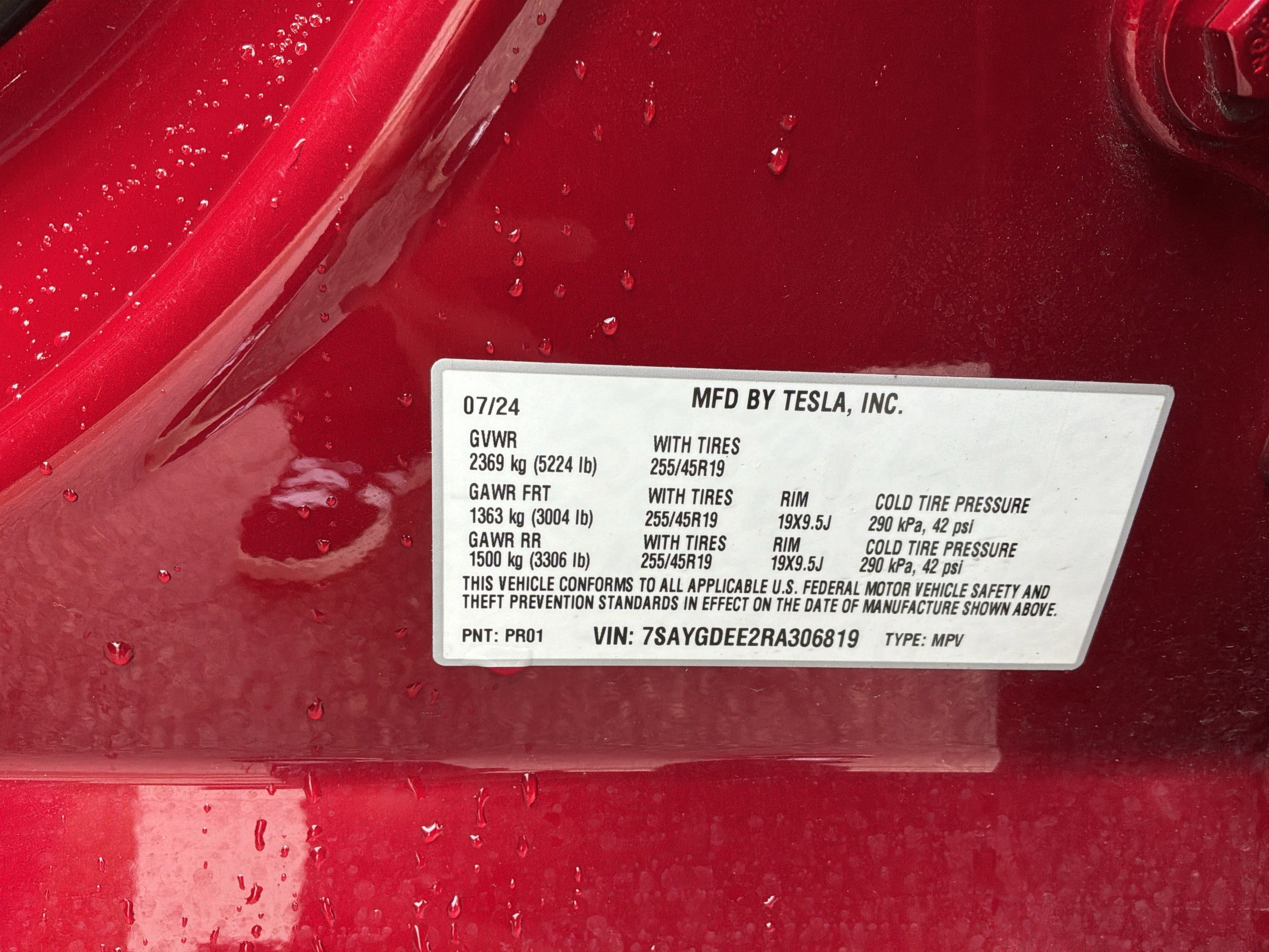 Used 2024 Tesla Model Y Long Range AWD/4WD image 35