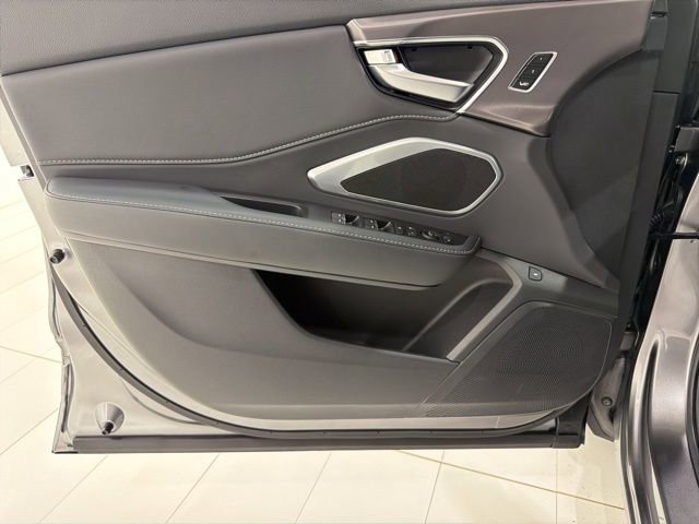 Certified 2025 Acura RDX SH-AWD image 10