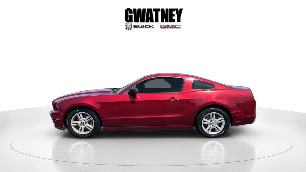 Used 2014 Ford Mustang Coupe RWD image 6