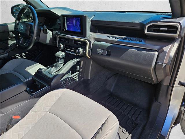 Used 2025 Toyota Tacoma SR5 AWD/4WD image 20