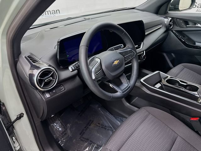 Used 2025 Chevrolet Equinox LT w/ Safety and Technology Package image 10