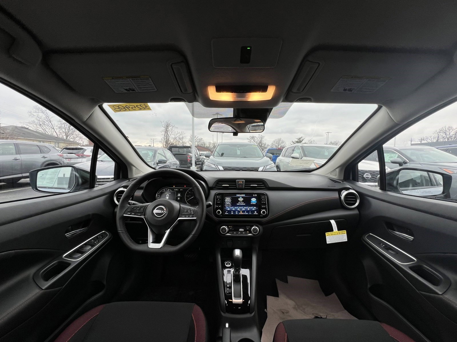 Used 2025 Nissan Versa SR w/ Trunk Package image 29