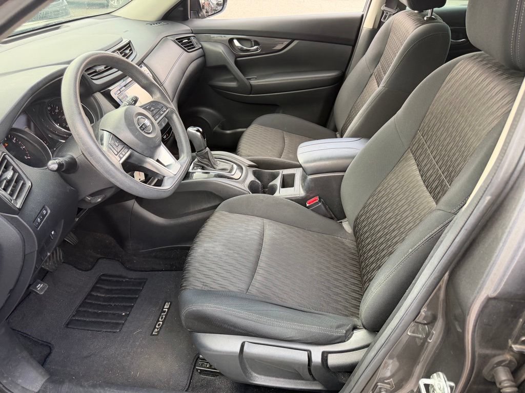 Used 2018 Nissan Rogue S FWD image 23