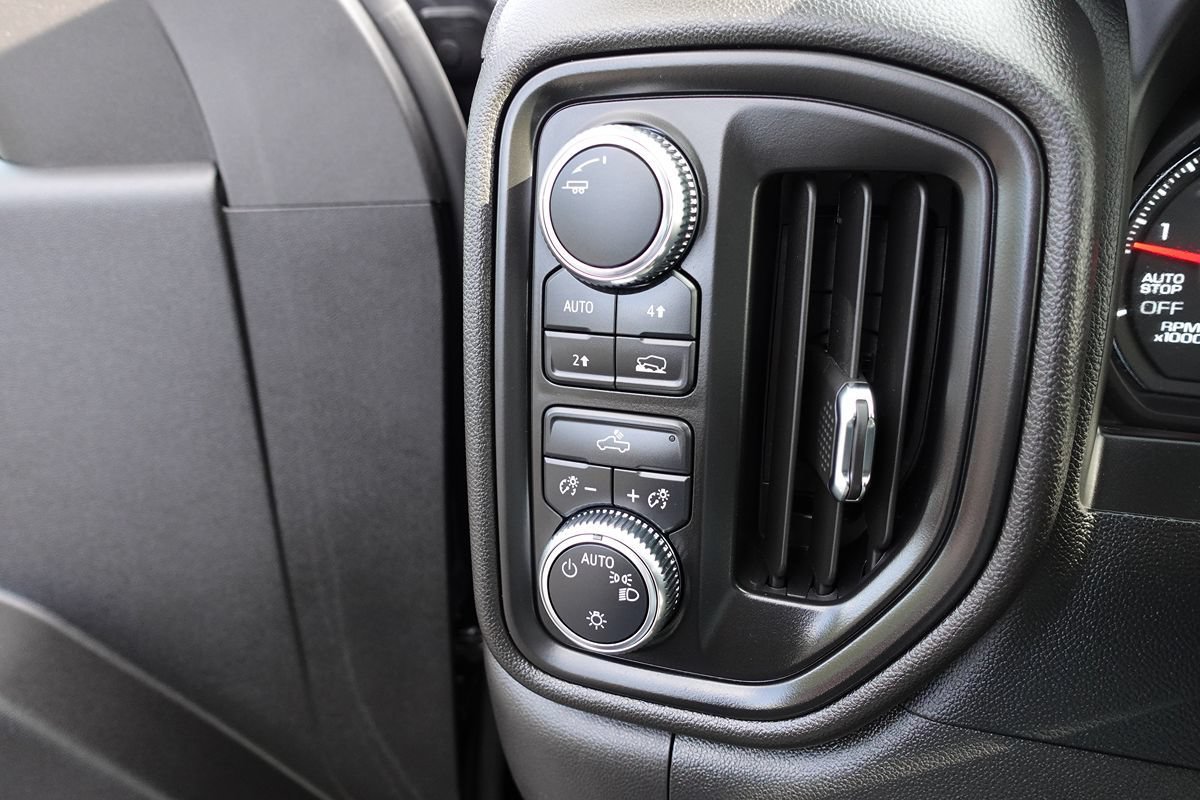 Used 2024 GMC Sierra 1500 Pro w/ Graphite Edition AWD/4WD image 47