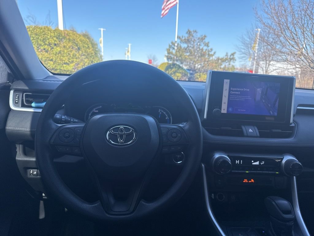 Used 2023 Toyota RAV4 AWD Hybrid image 23