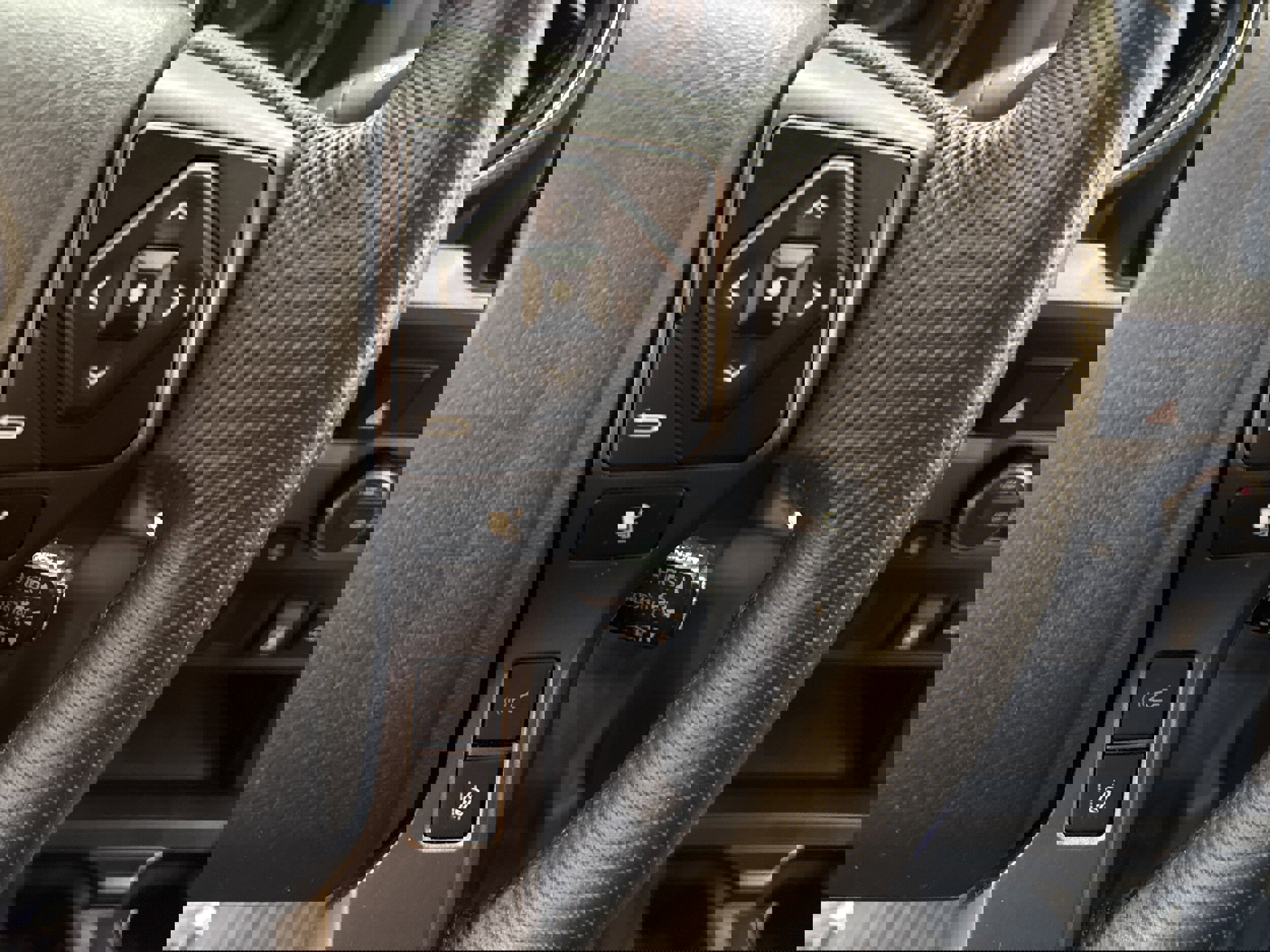 Used 2023 Toyota Tacoma TRD Sport image 39