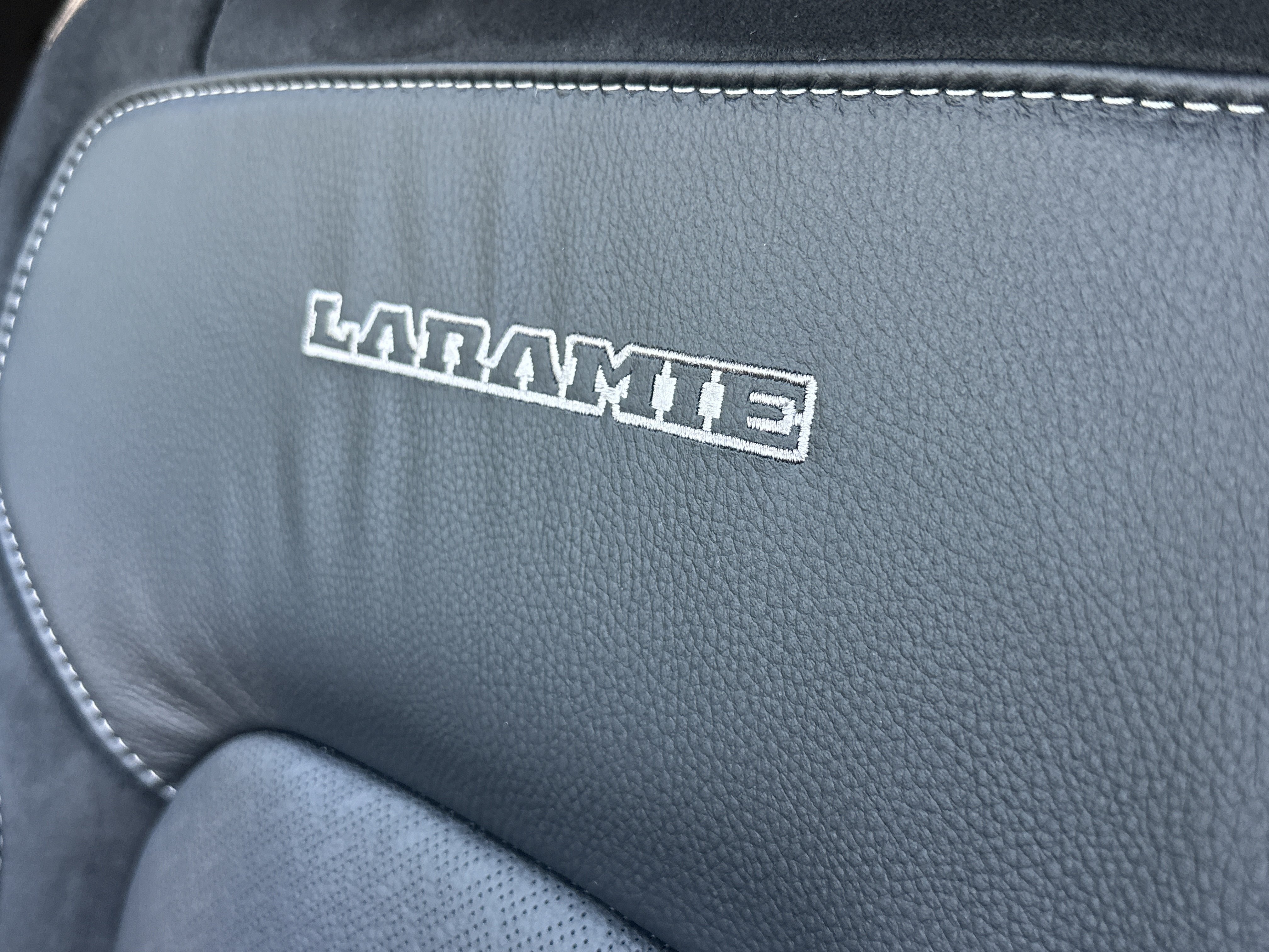 New 2027 RAM 1500 Laramie w/ Night Edition AWD/4WD image 4