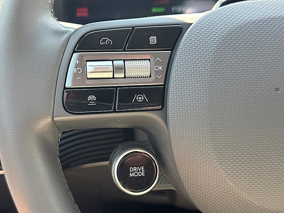 Certified 2025 Hyundai Ioniq 5 SE RWD image 19