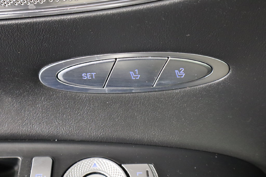 Used 2023 Genesis Electrified GV70 AWD/4WD image 20