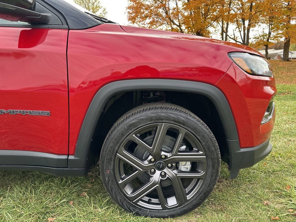 New 2026 Jeep Compass Limited AWD/4WD image 35