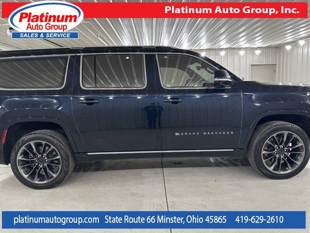 Used 2023 Jeep Grand Wagoneer L Series III w/ Rear Seat Video Group 1 image 6