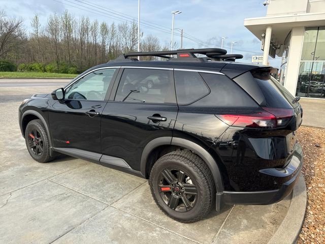 Used 2025 Nissan Rogue SV w/ Rock Creek Premium Package image 3