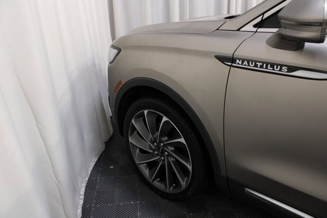 Used 2019 Lincoln Nautilus Reserve w/ Ultimate Package image 32