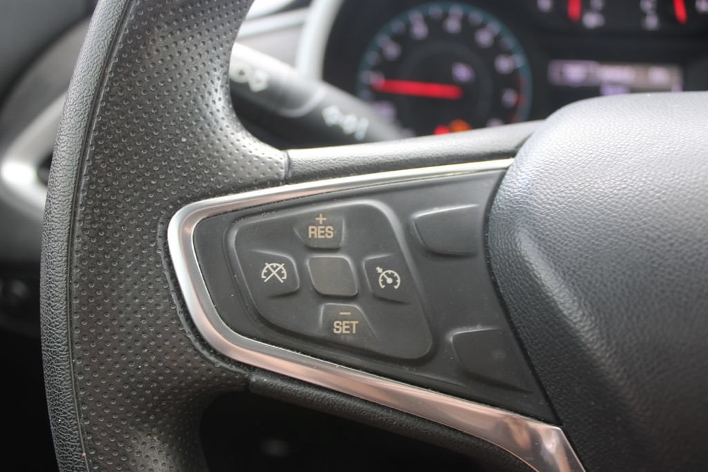 Used 2022 Chevrolet Malibu LT FWD image 21