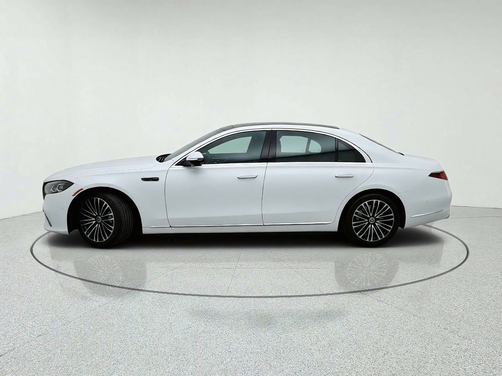 New 2027 Mercedes-Benz S 580 4MATIC Sedan image 14