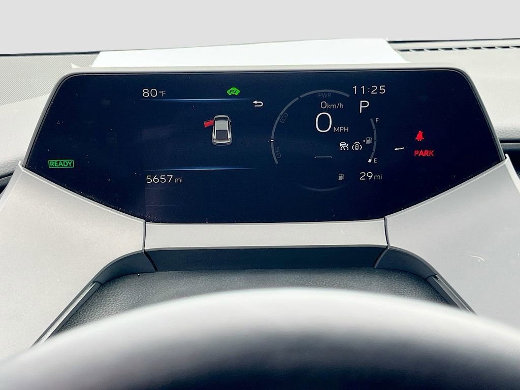 Used 2025 Toyota Prius XLE FWD image 12