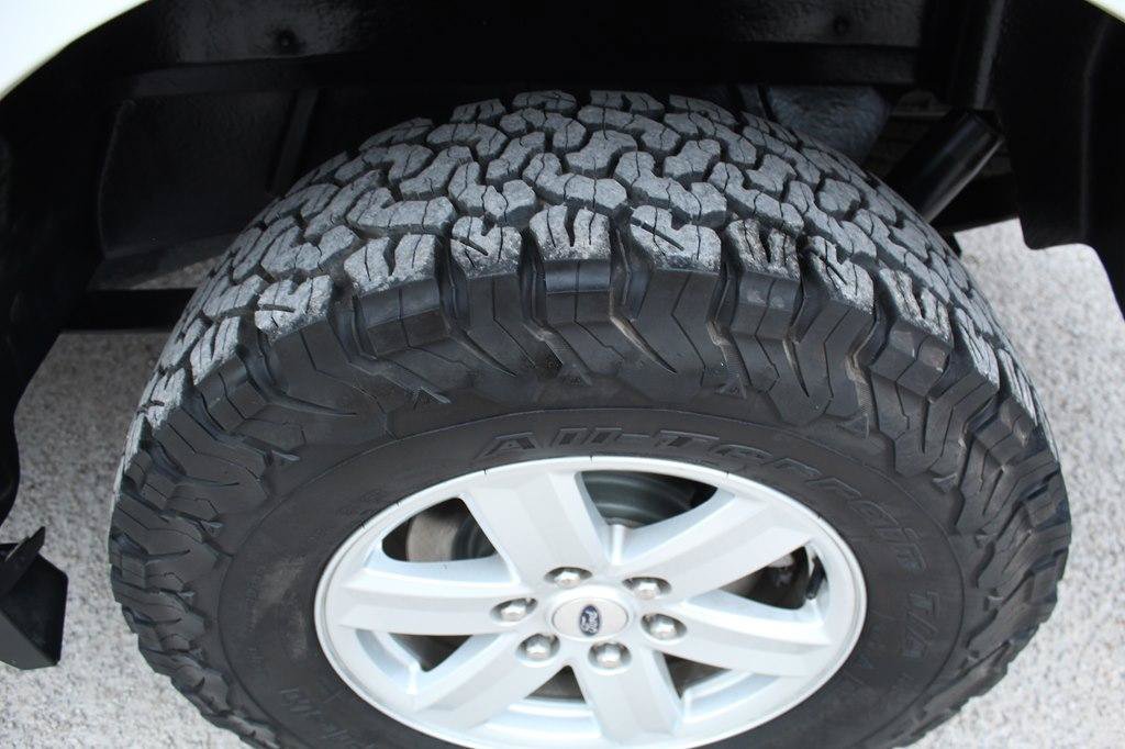 Used 2021 Ford F150 XL w/ Equipment Group 101A High RWD image 10