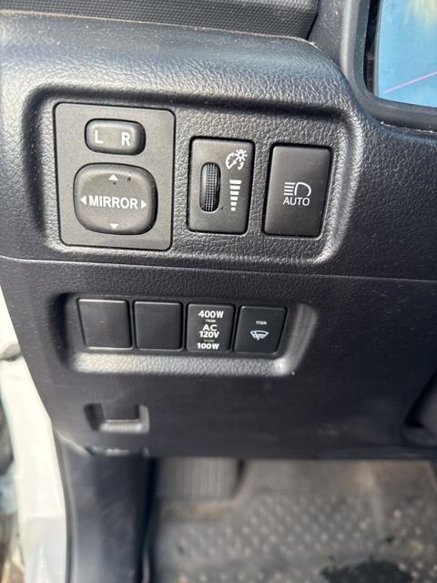 Used 2024 Toyota 4Runner SR5 Premium image 3