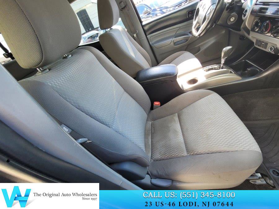 Used 2015 Toyota Tacoma 4x4 Double Cab w/ TRD Off-Road Package image 16