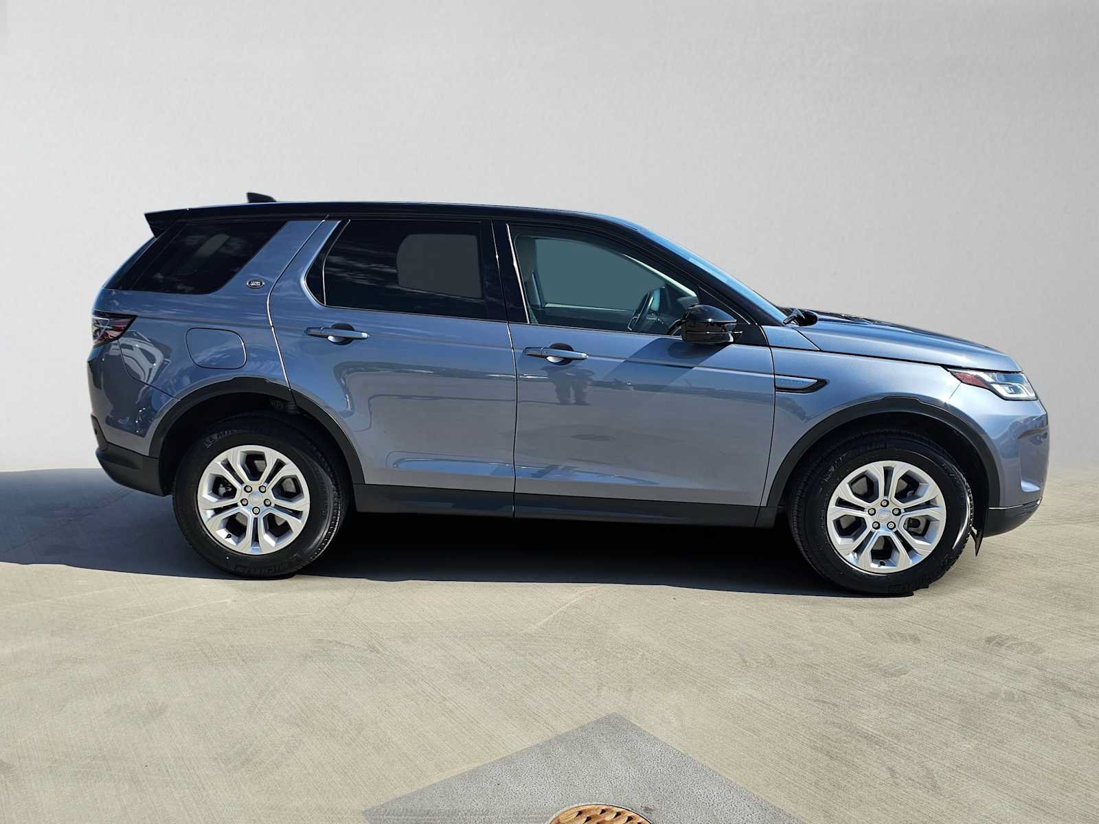 Used 2023 Land Rover Discovery Sport S AWD/4WD image 6