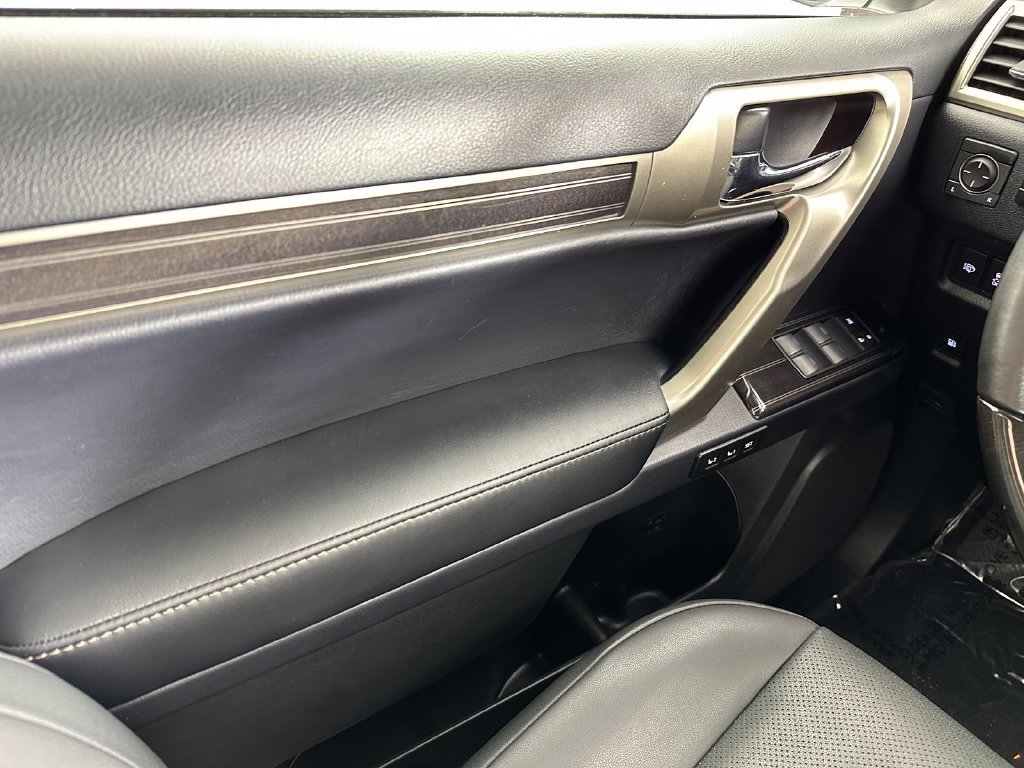 Used 2020 Lexus GX 460 Premium AWD/4WD image 37