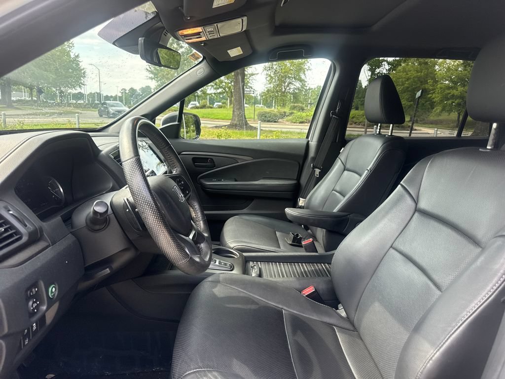 Certified 2023 Honda Passport EX-L image 13