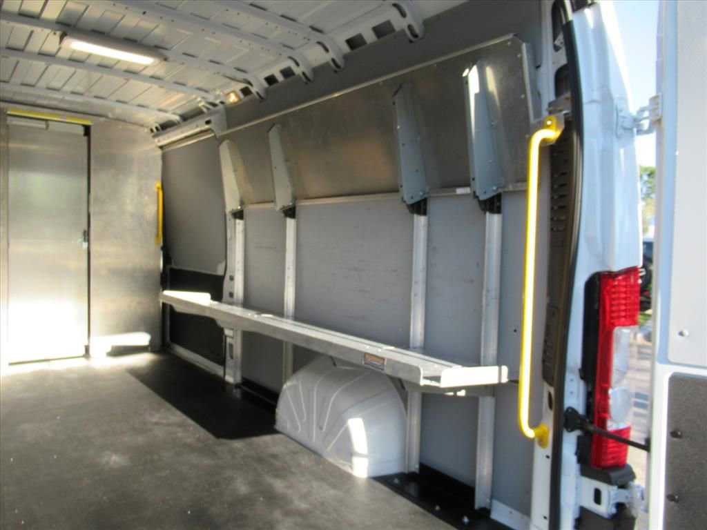Used 2023 RAM ProMaster 3500 w/ Driver Convenience Group image 18