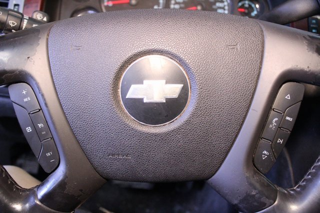 Used 2010 Chevrolet Suburban 2500 LT image 24