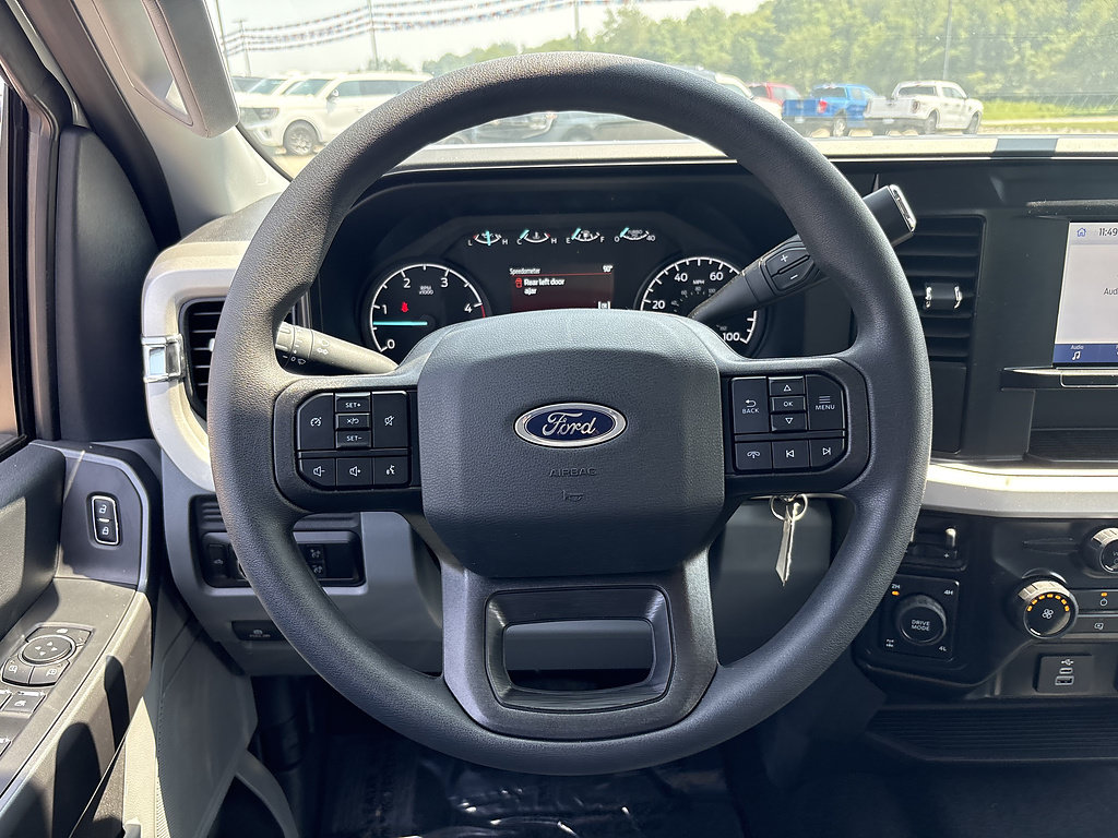 New 2026 Ford F250 XL w/ STX Appearance Package AWD/4WD image 24