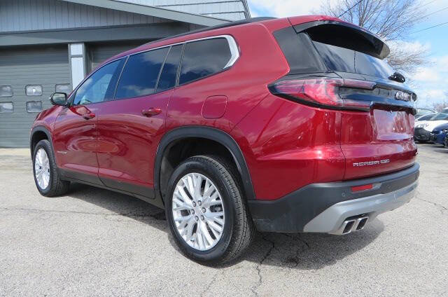 Used 2024 GMC Acadia Elevation image 3