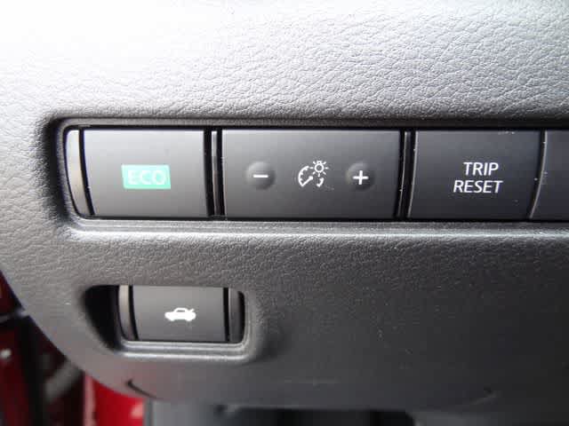 Used 2024 Nissan Sentra SV FWD image 14