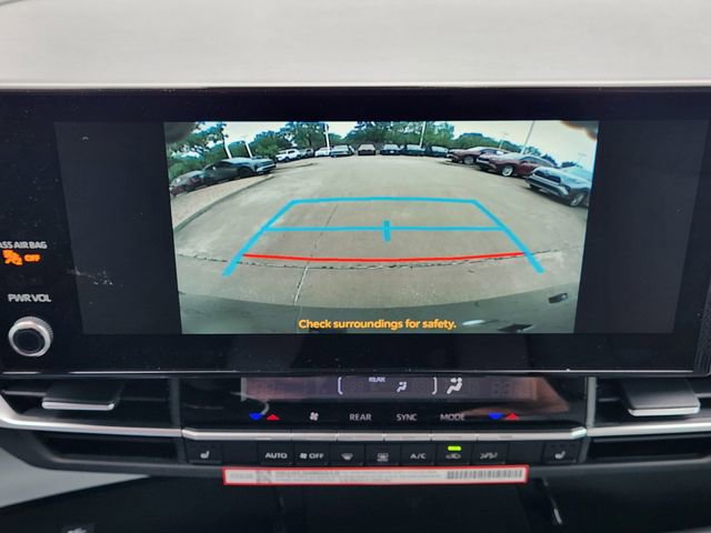 New 2026 Toyota Sienna XLE FWD image 14