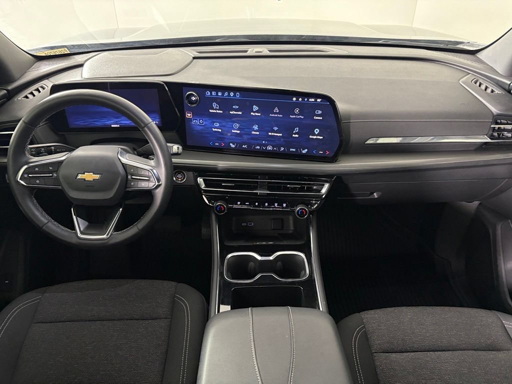 Certified 2026 Chevrolet Traverse LT w/ Driver Confidence Package FWD image 38