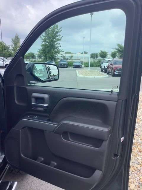 Used 2018 Chevrolet Silverado 1500 LT w/ LT Eassist Package image 23