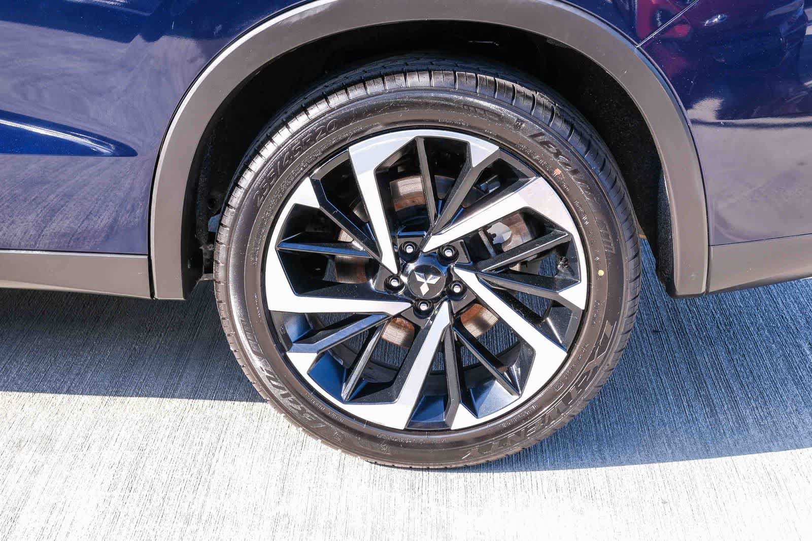 Used 2024 Mitsubishi Outlander SE FWD image 8
