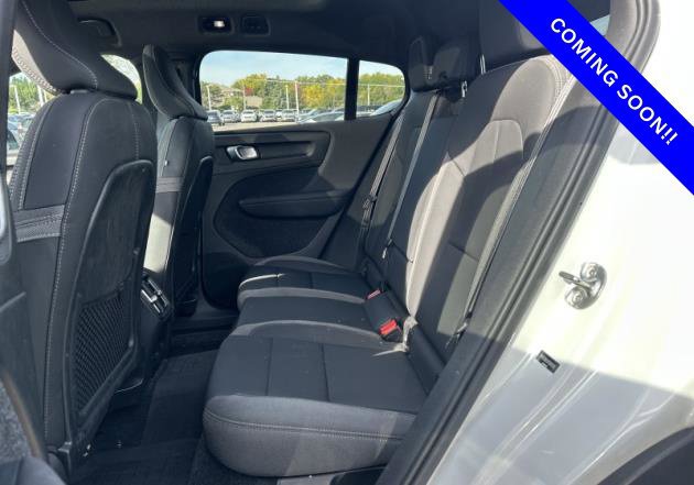 Used 2023 Volvo C40 Recharge Core w/ Protection Package Premier AWD/4WD image 15