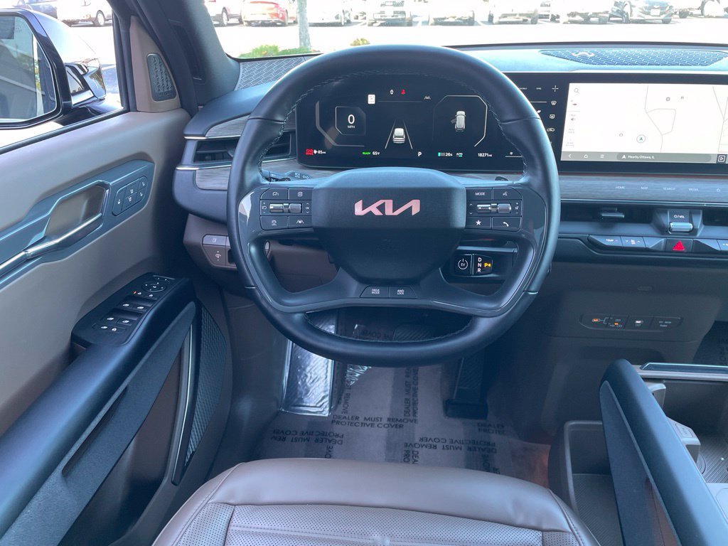 Used 2024 Kia EV9 Land AWD/4WD image 13