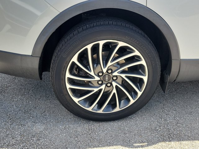 Certified 2020 Lincoln Nautilus Reserve AWD/4WD image 10