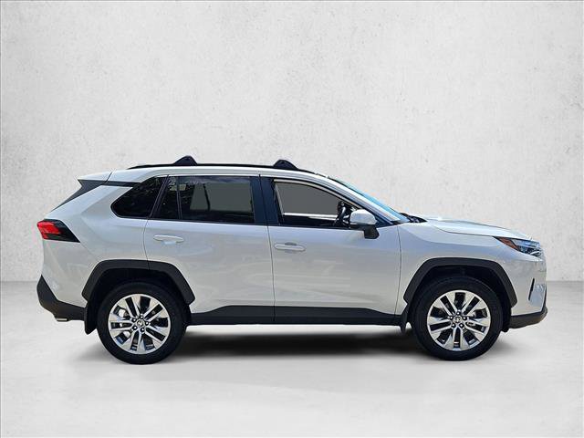 Used 2025 Toyota RAV4 XLE Premium FWD image 4