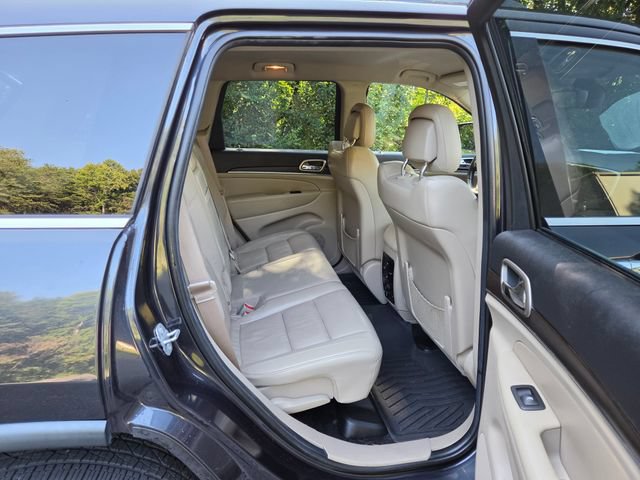 Used 2014 Jeep Grand Cherokee Limited w/ Trailer Tow Group IV RWD image 27