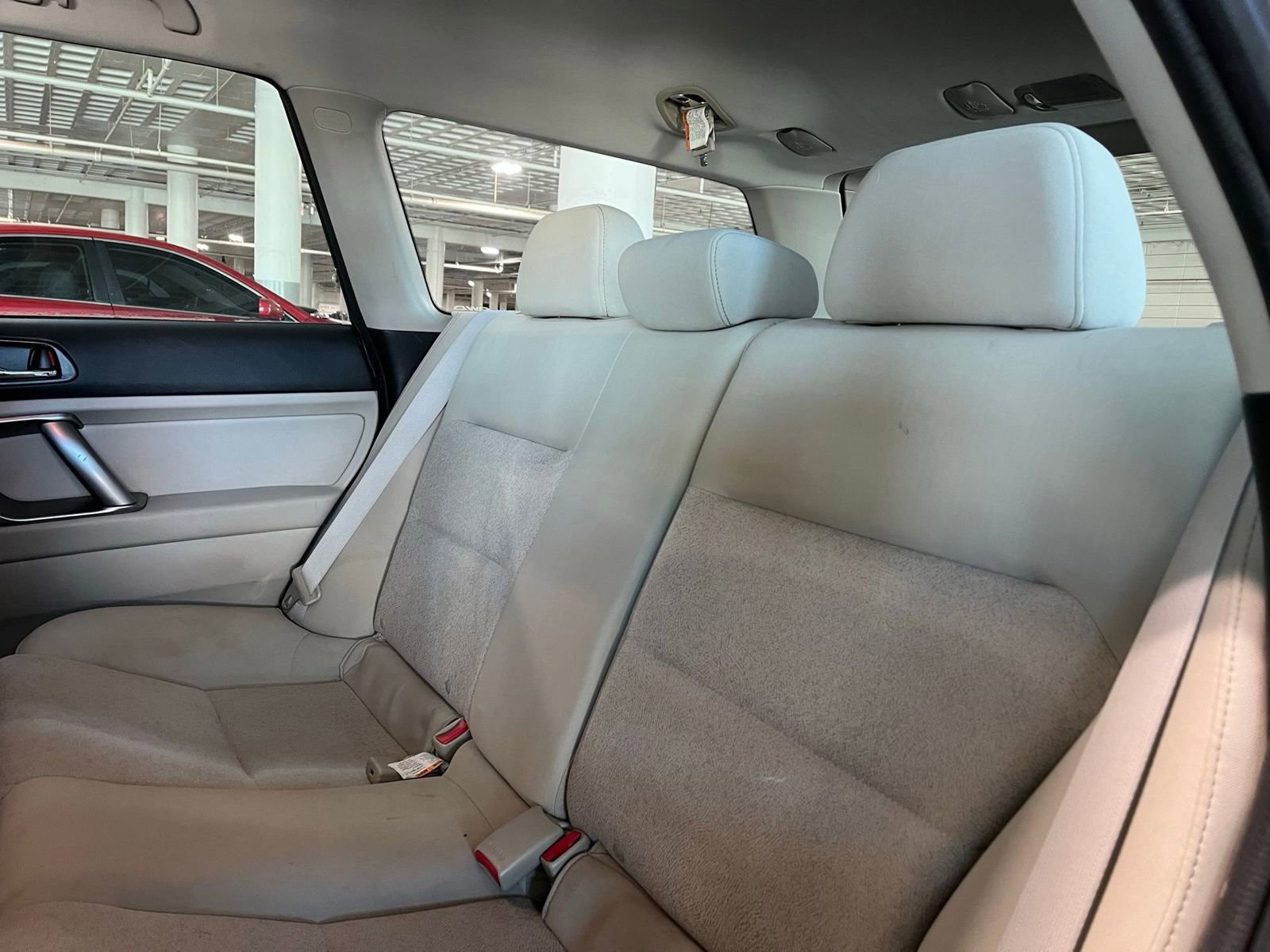 Used 2009 Subaru Outback 2.5i Special Edition AWD/4WD image 32