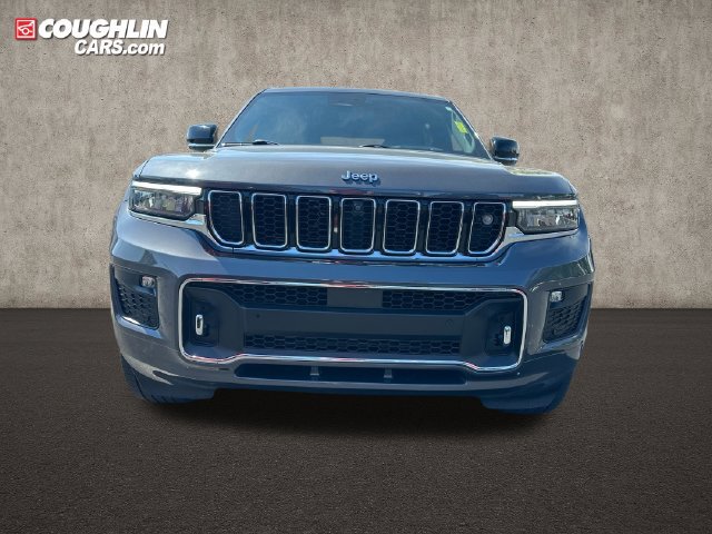 Used 2023 Jeep Grand Cherokee L Overland w/ Advanced Protech Group III AWD/4WD image 2