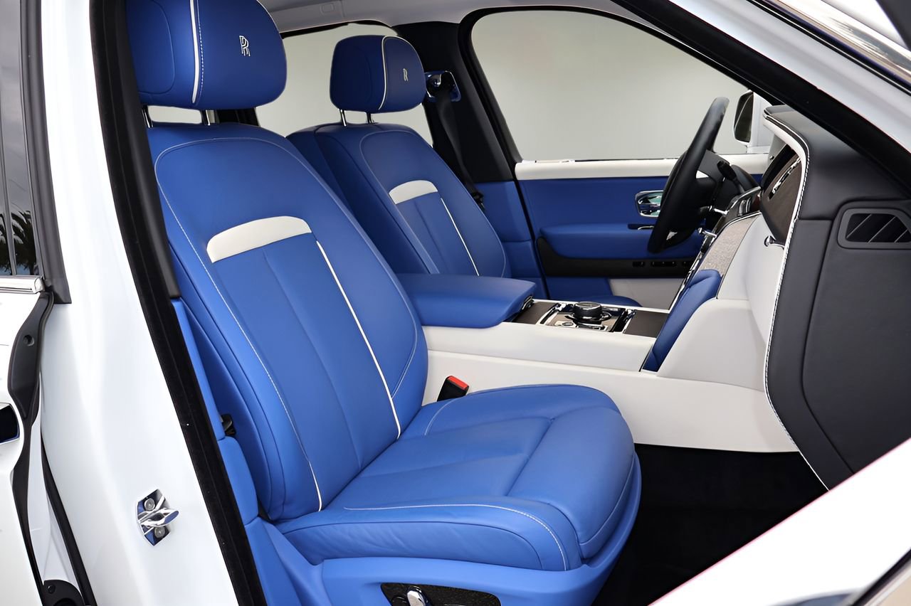 Certified 2023 Rolls-Royce Cullinan image 25