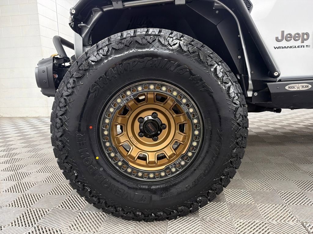 Used 2023 Jeep Wrangler Rubicon 392 w/ Xtreme Recon 35" Tire Package image 10