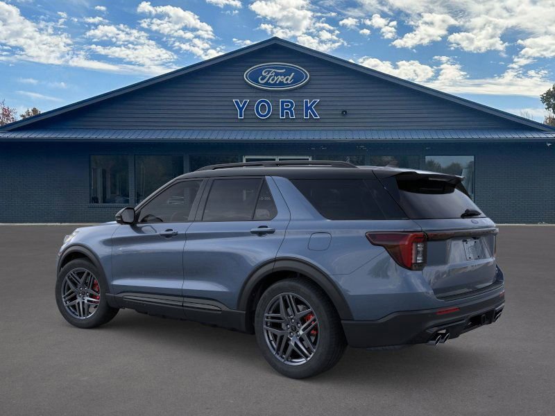 New 2025 Ford Explorer ST image 4