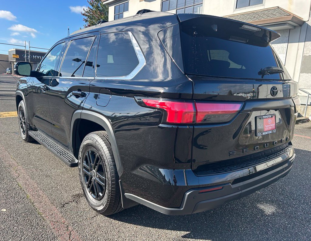 Certified 2024 Toyota Sequoia SR5 w/ SR5 Premium Package AWD/4WD image 7