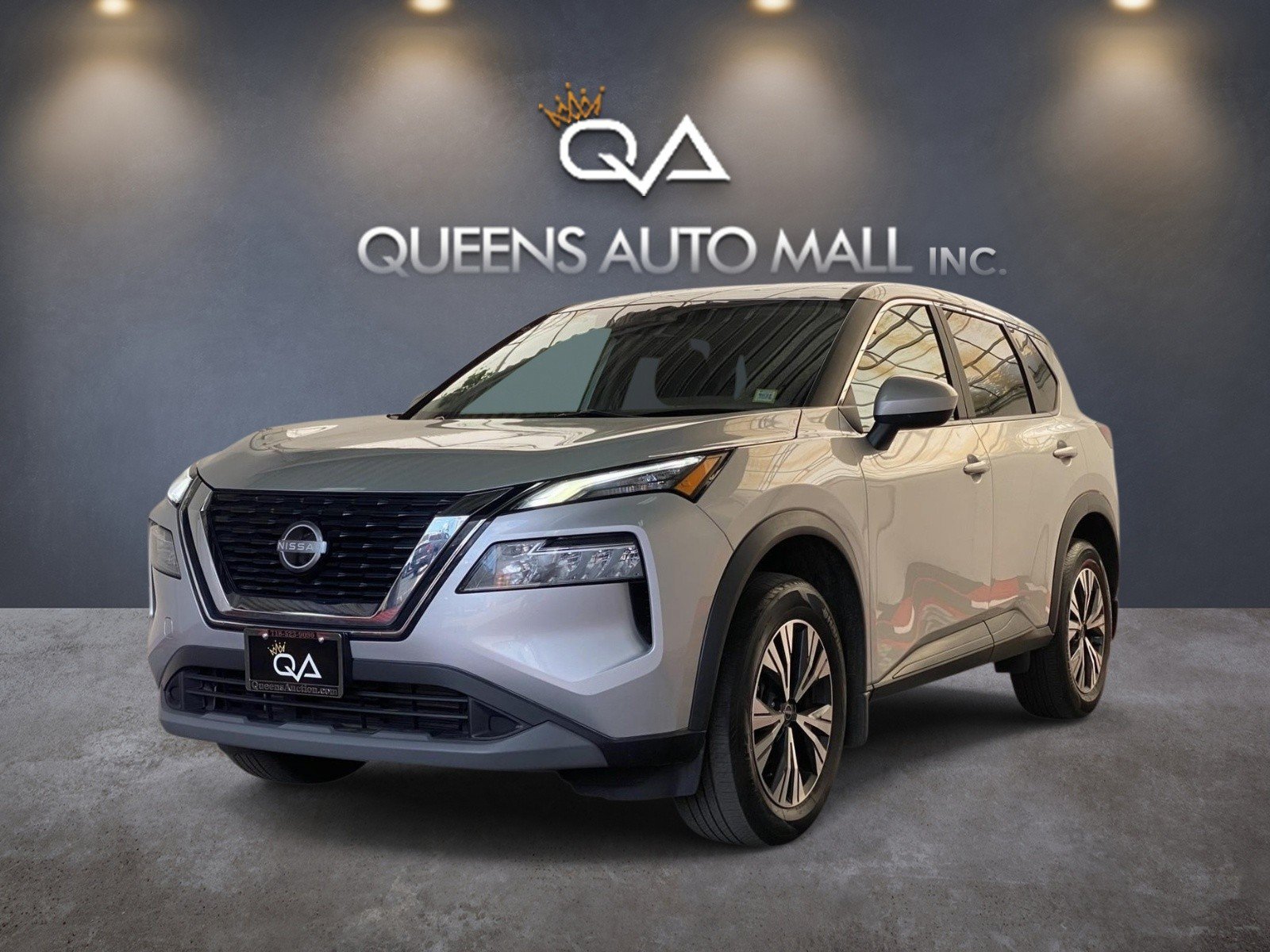 Used 2023 Nissan Rogue SV AWD/4WD image 3