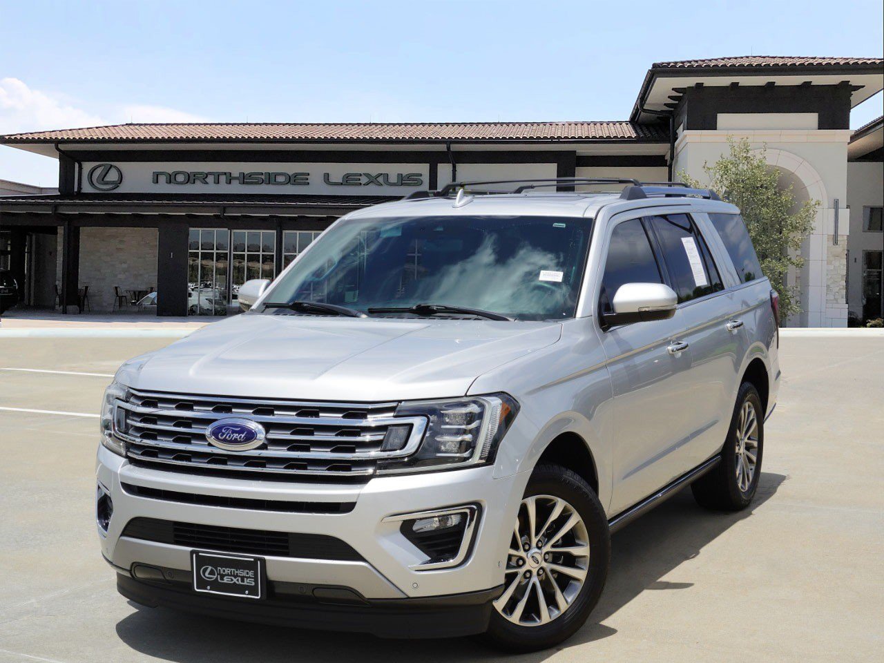 Used 2018 Ford Expedition Limited w/ Equipment Group 301A RWD image 1