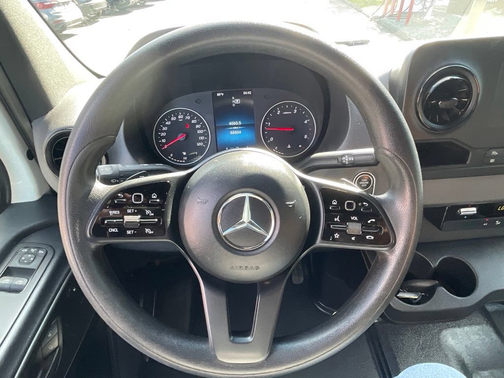 Used 2022 Mercedes-Benz Sprinter 3500 image 11
